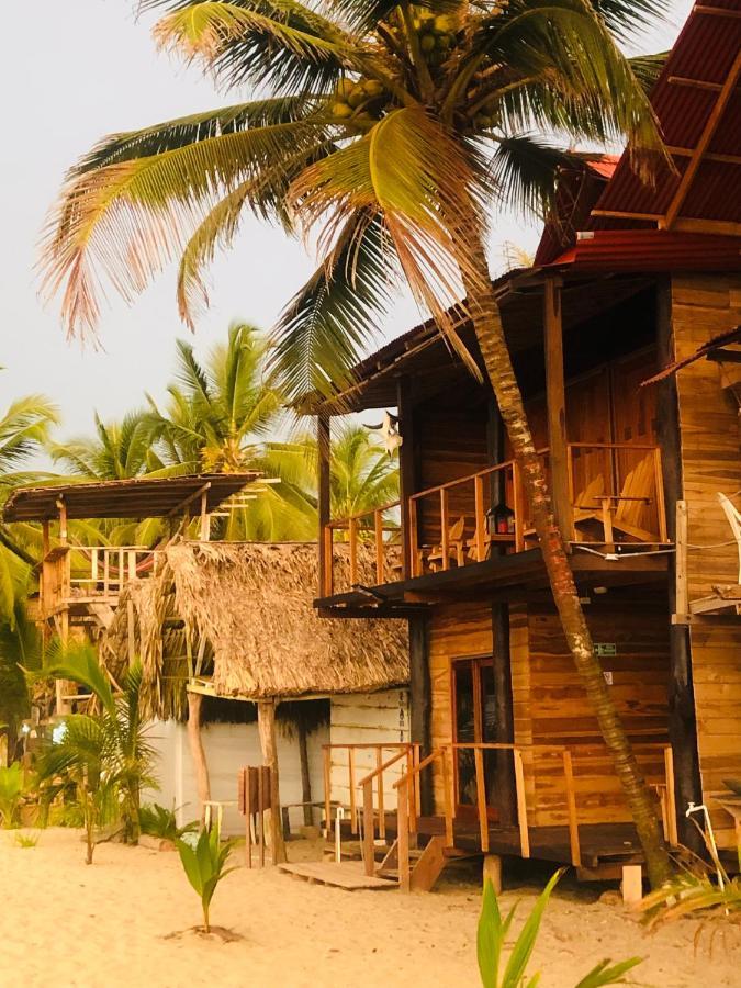 Palm Beach Hostal Гуачака Экстерьер фото