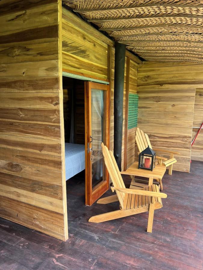 Palm Beach Hostal Гуачака Экстерьер фото