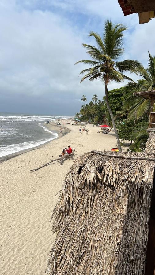 Palm Beach Hostal Гуачака Экстерьер фото