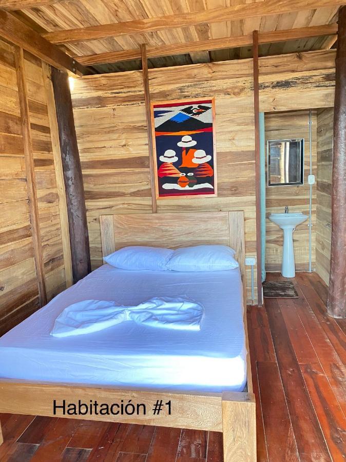 Palm Beach Hostal Гуачака Экстерьер фото
